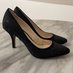 Classy Closed Toe Sparkly Heel!